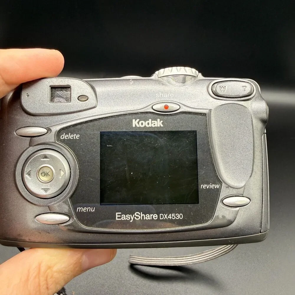 Kodak EasyShare DX4530 5.0MP Digital Camera Bundle - Y2K Digicam - untested